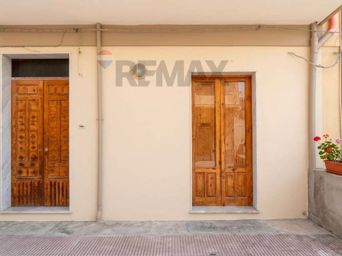 Casa con 5 locali in vendita in Via Pescara, Scoglitti, Vittoria
