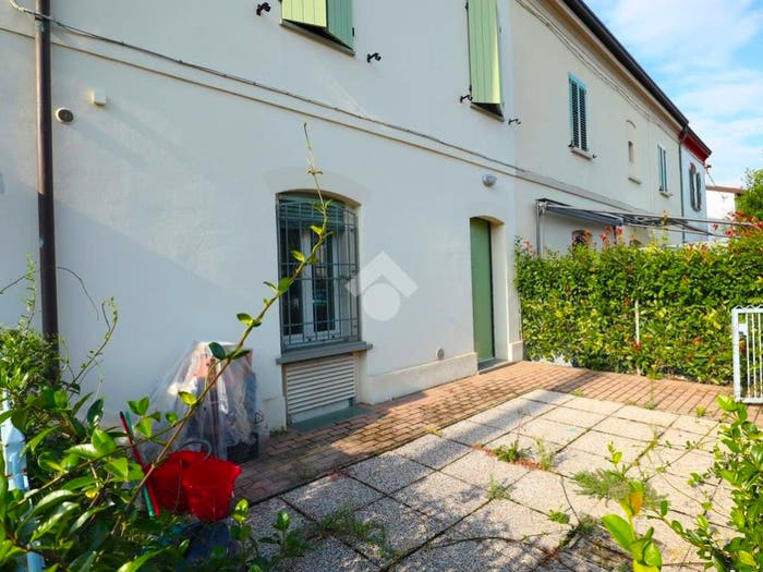 Appartamento con 5 locali in vendita in Via Roma, Centro, Castel Bolognese