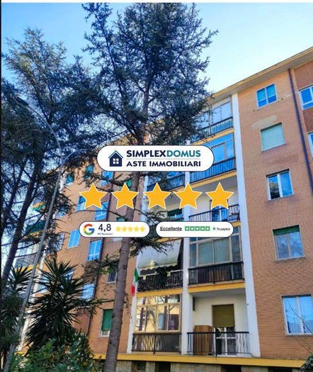 Appartamento trilocale in vendita in Vecchia Piemonte, Oneglia, Imperia