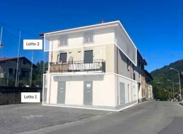 Appartamento trilocale in vendita in Via Santa Margherita, Centro, Brivio