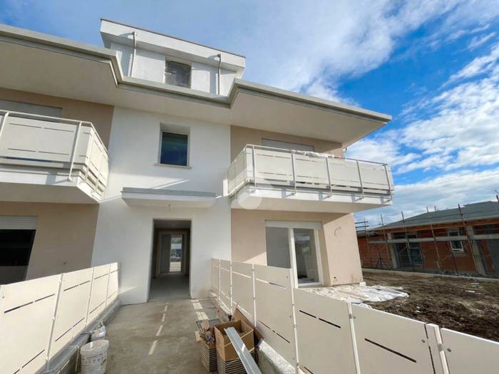 Appartamento quadrilocale in vendita in V Carlo Pisacane, San Martino della Battaglia, Desenzano del Garda