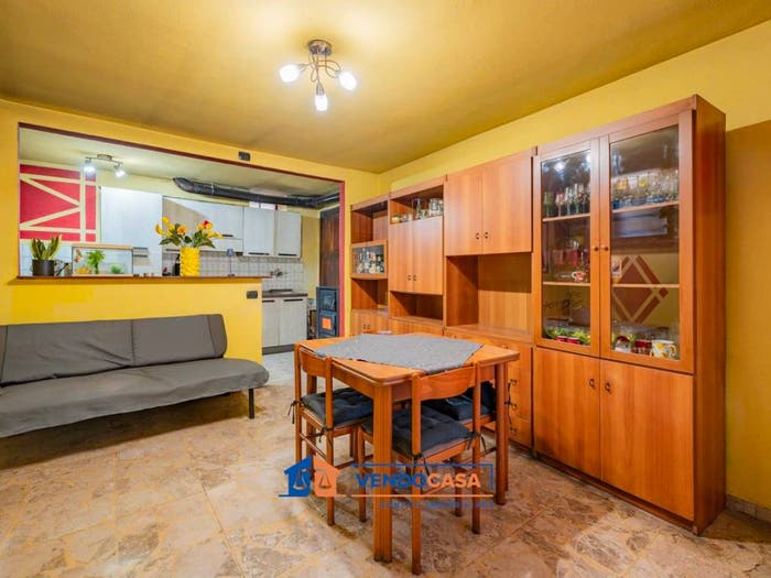 Casa quadrilocale in vendita in Via Roma, Centro, Murazzano
