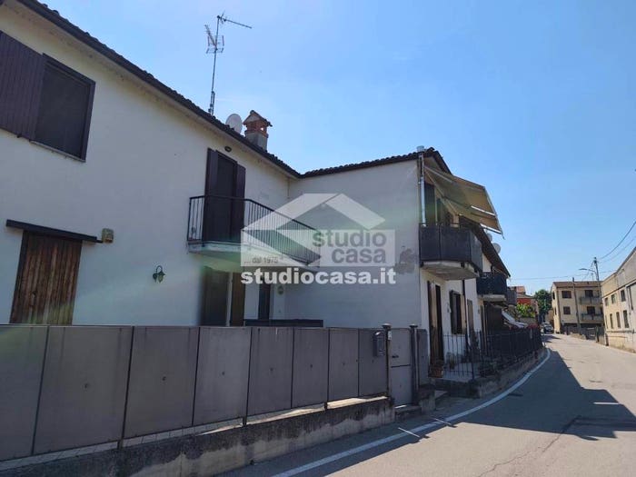 Appartamento trilocale in vendita in Centro, Ripalta Arpina