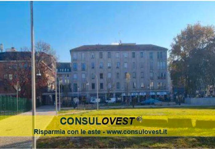Appartamento trilocale in vendita in Piazza Vetra, Carrobbio, Milano