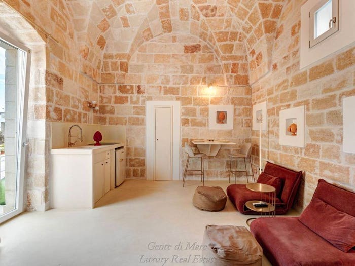 Casa con 6 locali in vendita in Via Cattedrale, Centro, Carovigno