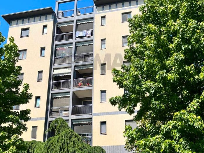 Appartamento trilocale in vendita in via Quarto Cagnino, San Carlo, Milano
