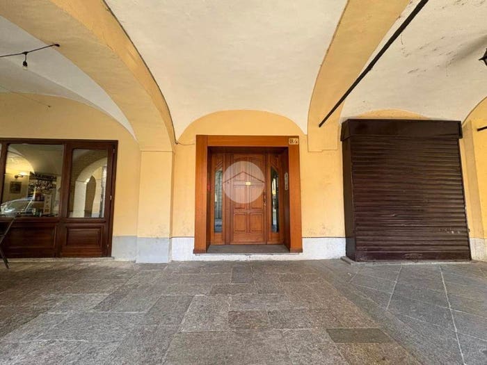 Appartamento trilocale in vendita in Via Arduino, Centro, Cuorgnè