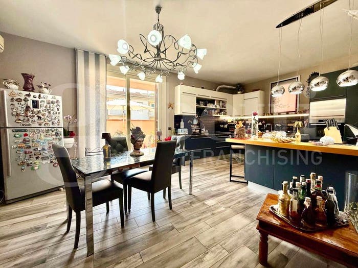 Casa con 5 locali in vendita in San Rocco Lungarno, Empoli