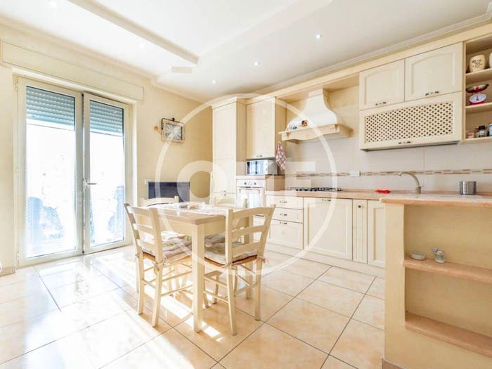 Appartamento bilocale in vendita in Via Campofiorito, Rocca Cencia, Roma