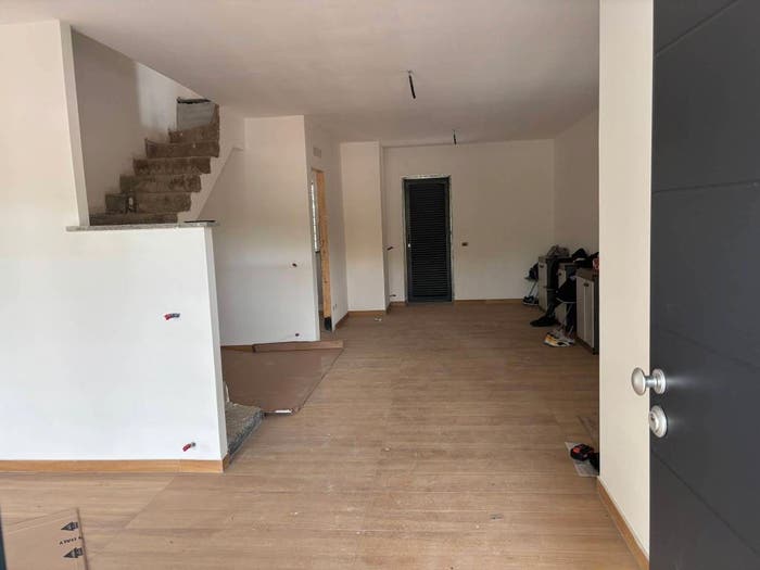Casa quadrilocale in vendita in Via dei Ciliegi, Lido dei Pini di Ardea Lupetta, Ardea