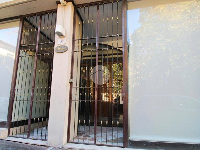 Appartamento con 5 locali in vendita in Via Sant'Antonio, Centro, Teramo