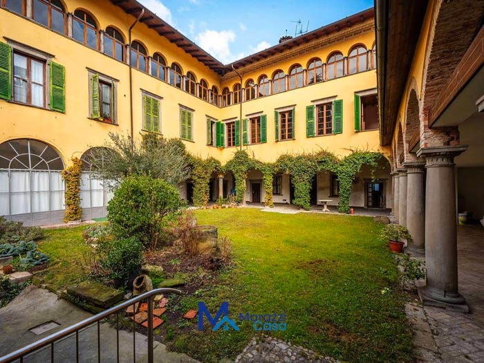 Casa con 6 locali in vendita in Via Francesco Crispi, Centro, Gandino