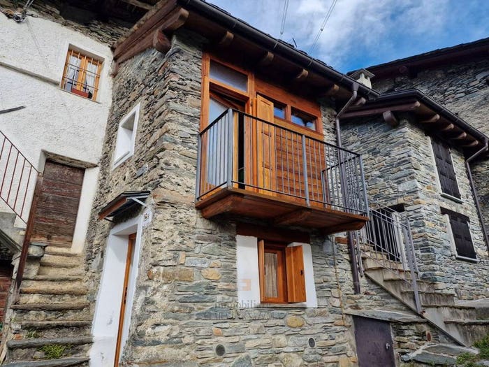Casa monolocale in vendita in Contrada Pedrotti, Chiesa in Valmalenco