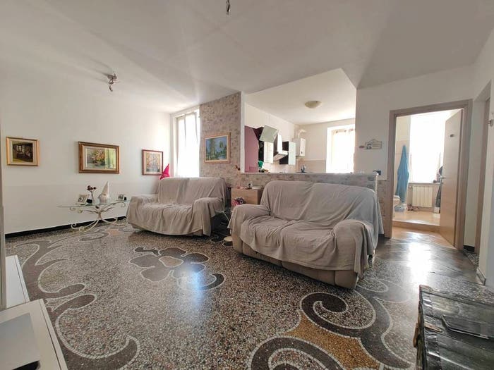 Appartamento con 5 locali in vendita in Via Piacenza, Molassana, Genova
