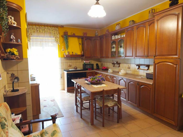 Appartamento con 5 locali in vendita in Strada Barabini, Nascosa, Latina
