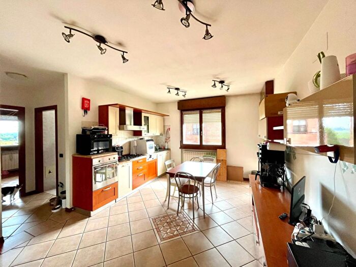 Appartamento trilocale in vendita in Via Fratelli Gnudi, Argelato