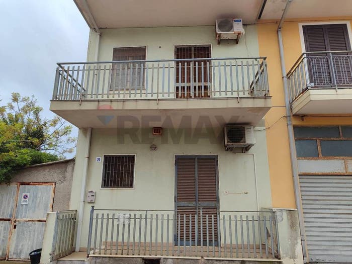 Casa con 6 locali in vendita in via Ribera, Pozzillo Stazzo Santa Tecla, Acireale