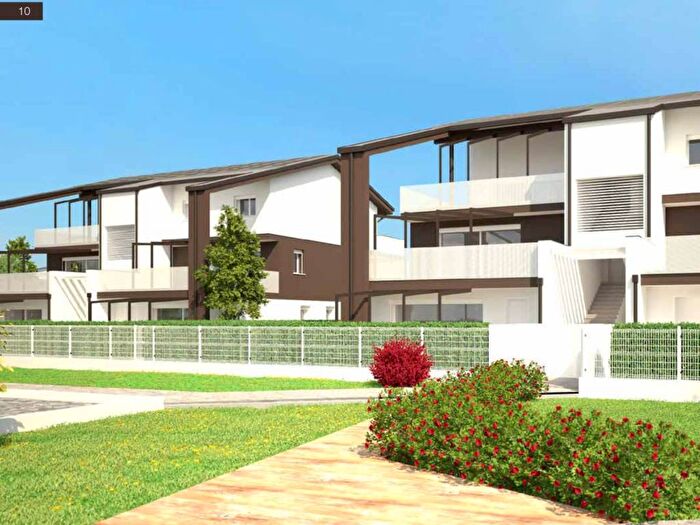 Appartamento con 5 locali in vendita in VIA CROSARIOLE, Centro, Trebaseleghe