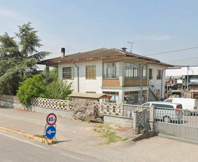 Casa con 5 locali in vendita in Via S Rocco, Centro, Fiesse