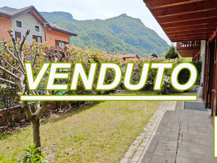 Appartamento trilocale in vendita in via coldirone, Introbio