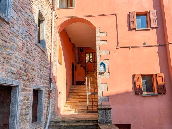 Appartamento quadrilocale in vendita in Via del Poggio, Quinzano, Loiano