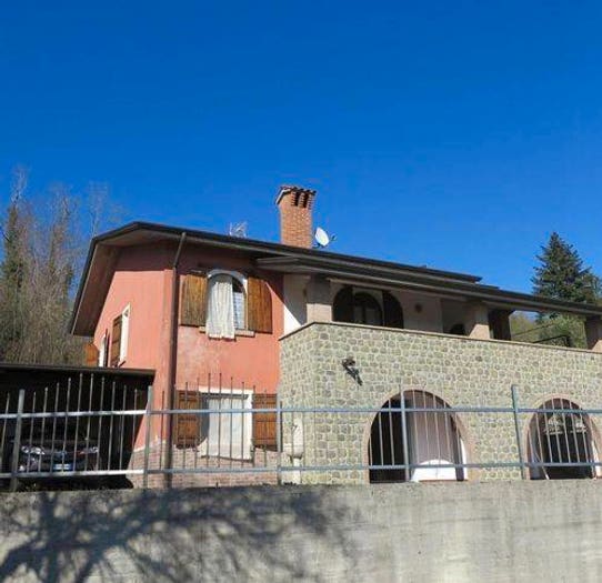 Casa con 6 locali in vendita in Sp, Centro, Bagnone