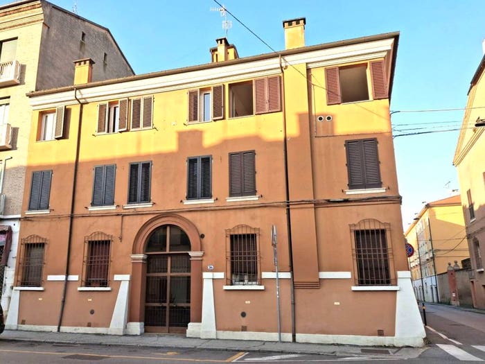 Appartamento con 6 locali in vendita in Corso Biagio Rossetti, San Benedetto, Ferrara