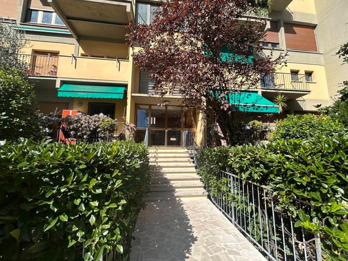 Appartamento con 6 locali in vendita in Via della Villa Demidoff, Novoli, Firenze