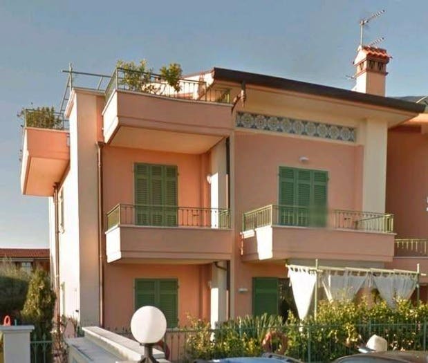 Appartamento con 5 locali in vendita in Rinchiostra Quercioli, Massa