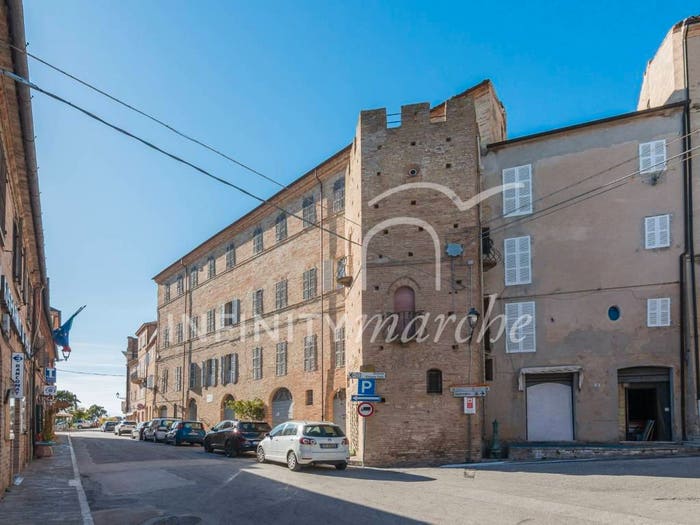 Casa con 6 locali in vendita in Via Giacomo Leopardi, Centro, Montefiore dell'Aso