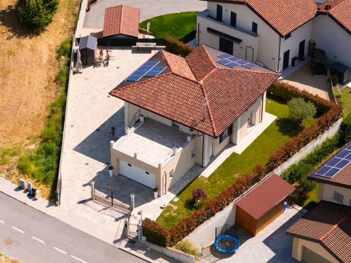 Casa con 6 locali in vendita in Frazione Castelrotto, Castelrotto, Guarene