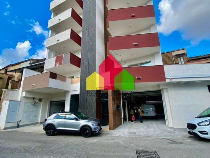 Appartamento trilocale in vendita in Via Miseno, Frattamaggiore