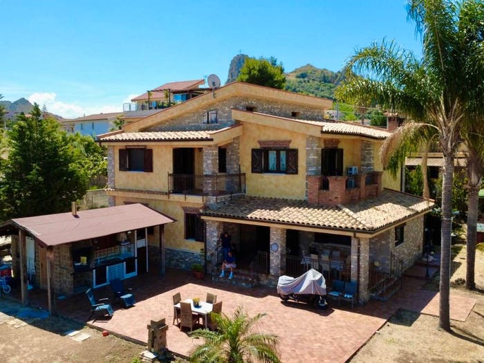 Casa con 6 locali in vendita in Contrada Fiume Cannita, Misilmeri