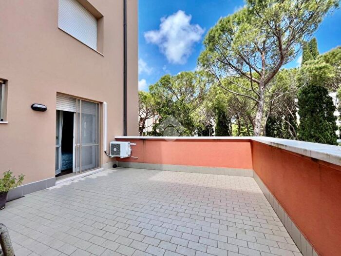 Appartamento quadrilocale in vendita in Via Lambro, Cattabrighe Vismara, Pesaro