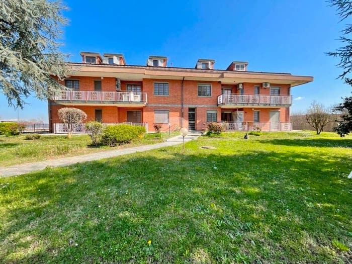 Appartamento trilocale in vendita in Strada Fornacino, Fornacino, Leinì