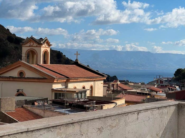 Appartamento trilocale in vendita in Santa Margherita Santo Stefano, Messina