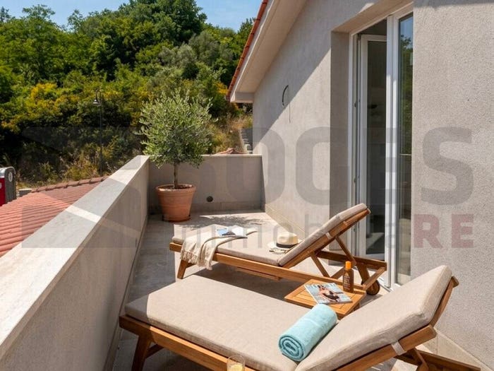 Casa con 6 locali in vendita in Via XXV Aprile, Incisa In Val D'Arno, Figline e Incisa Valdarno