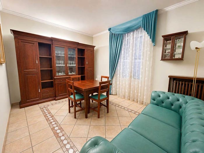 Appartamento trilocale in vendita in Via Dante Alighieri, Centro, Gandino
