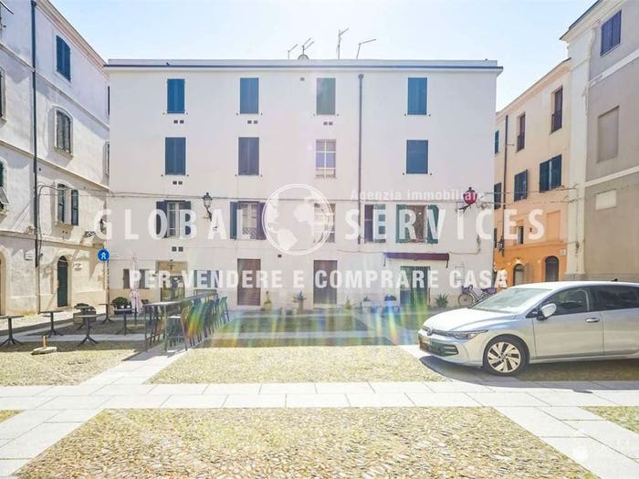 Appartamento trilocale in vendita in Piazza Teatro, Centro Storico, Alghero