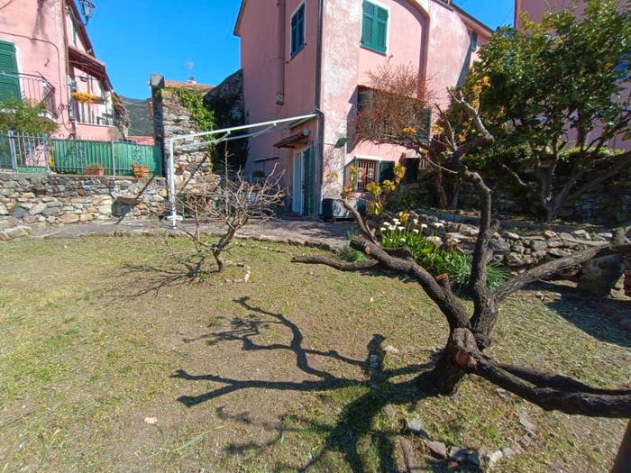 Appartamento trilocale in vendita in Località Piazza, Piazza, Deiva Marina