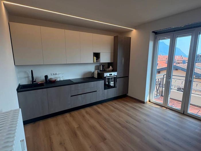 Appartamento quadrilocale in vendita in Via Antonio Baiettini, Intra Centro Storico, Verbania
