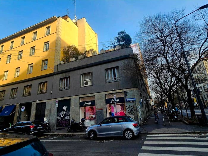 Appartamento con 5 locali in vendita in Via Benvenuto Cellini, Piave Tricolore, Milano