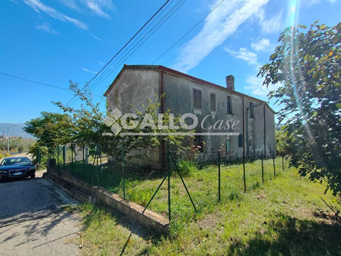 Casa con 7 locali in vendita in Via Albano, San Vincenzo La Costa