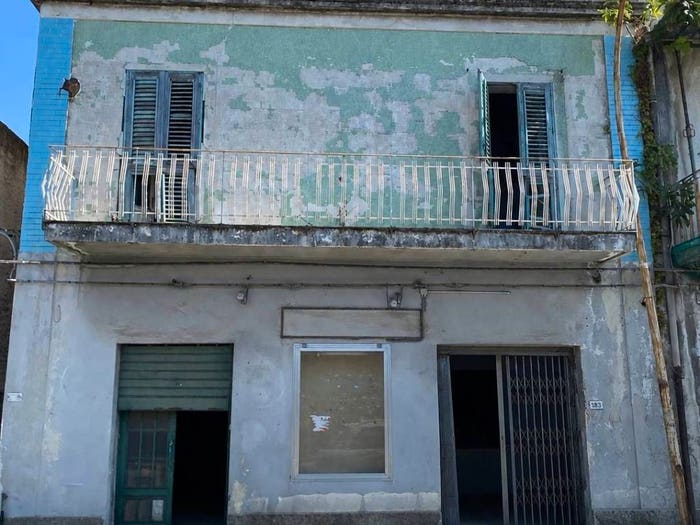 Casa con 6 locali in vendita in Giammoro, Pace del Mela