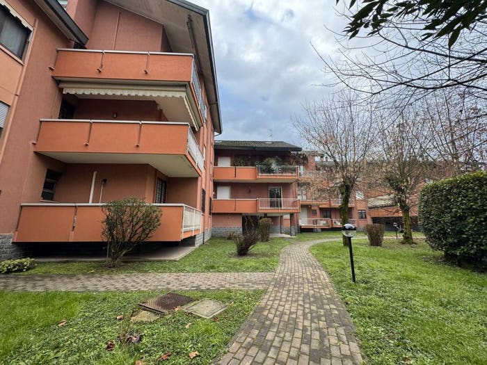 Appartamento quadrilocale in vendita in Via Giancarlo Puecher, Centro, Gaggiano
