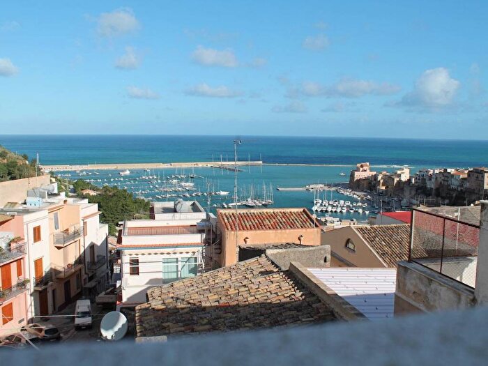 Casa con 5 locali in vendita in Via Madonna di Fatima, Centro, Castellammare del Golfo