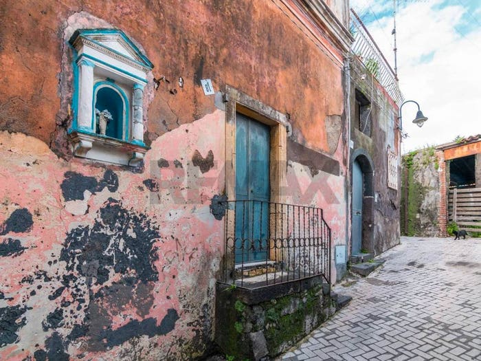 Casa quadrilocale in vendita in Via Penelope, Centro Storico, Acireale