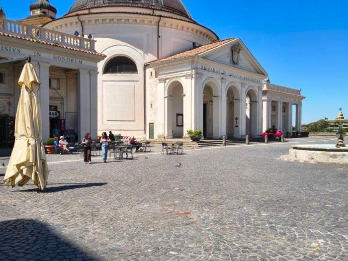 Appartamento bilocale in vendita in Centro, Ariccia