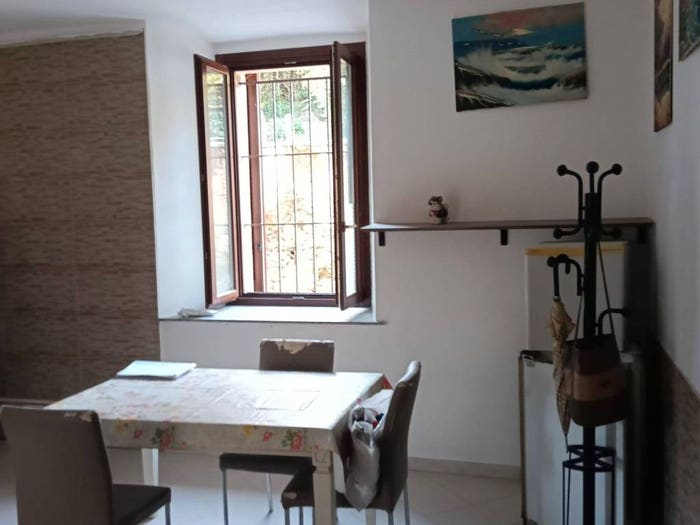 Appartamento bilocale in vendita in Via Agosto, Morazzone