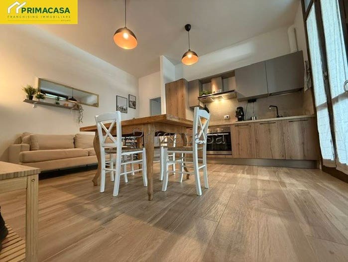 Appartamento trilocale in vendita in Via Montegrappa, Centro, Novellara